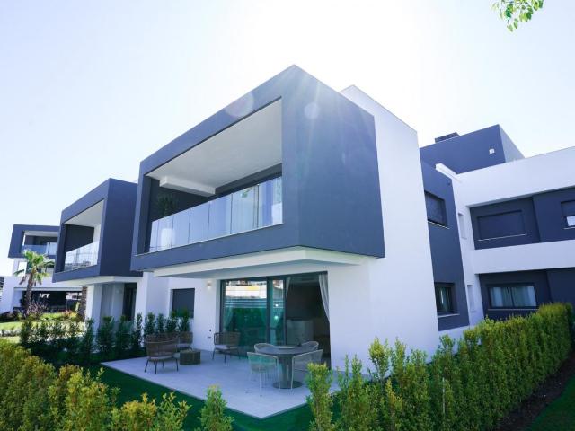 Apartamento en alquiler en El Velerín, Costa del Sol Occidental