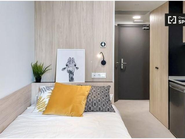 Casa en alquiler en Valencia De Las Torres, la Petxina