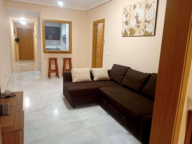 Apartamento en alquiler en Los Pacos, Costa del Sol Occidental