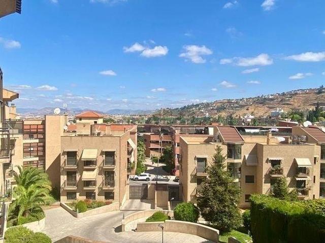 Apartamento en alquiler en Genil, Granada