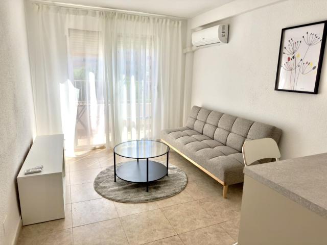 Apartamento en alquiler en Guardamar Del Segura, Alicante