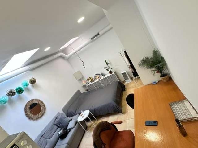 Estudio en alquiler en Barcelona, el Guinardó