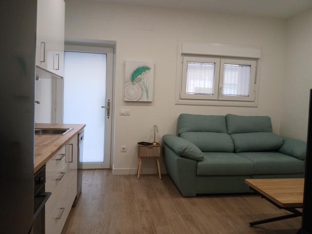 Apartamento en alquiler en Reyes Huertas, Cáceres