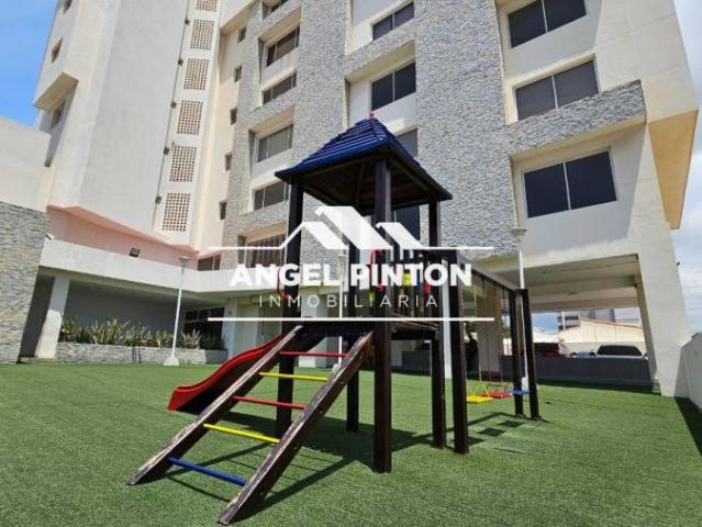 Apartamento en alquiler en Cacique Mara, Maracaibo