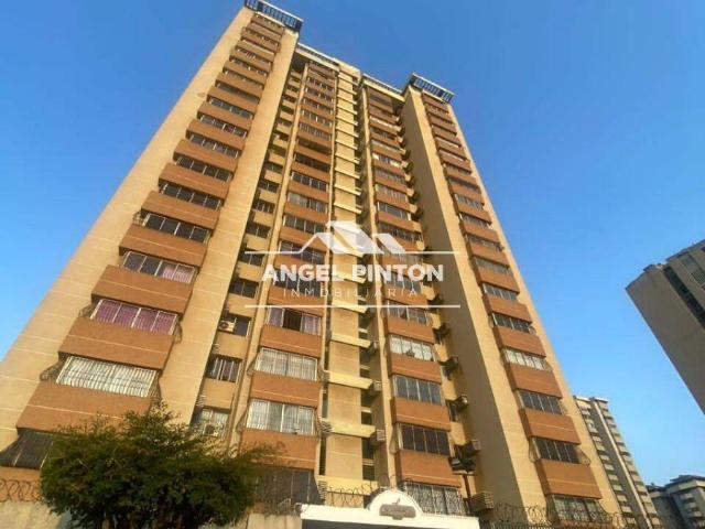 Apartamento en alquiler en Cacique Mara, Maracaibo