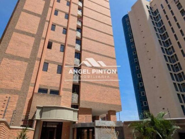 Apartamento en alquiler en Cacique Mara, Maracaibo