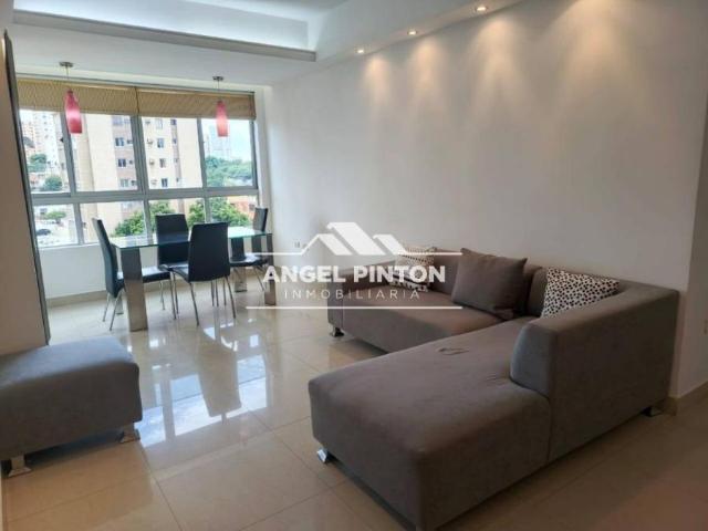 Apartamento en alquiler en Cacique Mara, Maracaibo