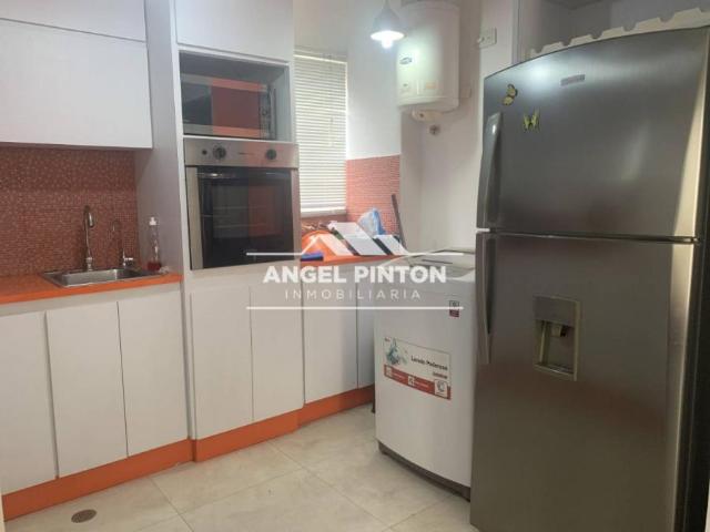 Apartamento en alquiler en Cacique Mara, Maracaibo