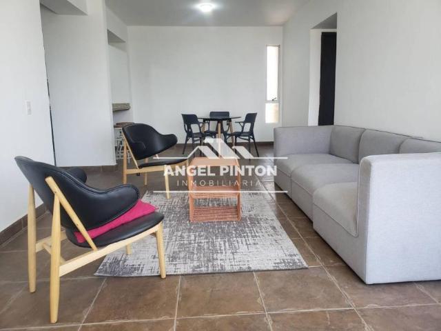 Apartamento en alquiler en Cacique Mara, Maracaibo