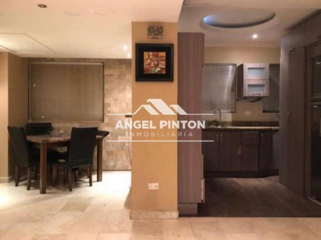 Apartamento en alquiler en Cacique Mara, Maracaibo