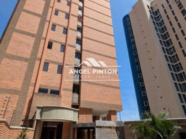 Apartamento en alquiler en Cacique Mara, Maracaibo