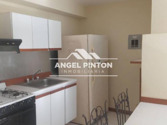 Apartamento en alquiler en Cacique Mara, Maracaibo