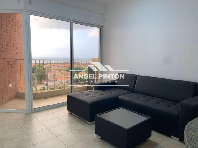 Apartamento en alquiler en Cacique Mara, Maracaibo