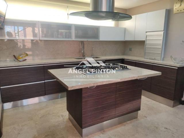 Apartamento en alquiler en Cacique Mara, Maracaibo