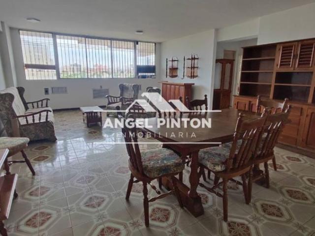 Apartamento en alquiler en Cacique Mara, Maracaibo