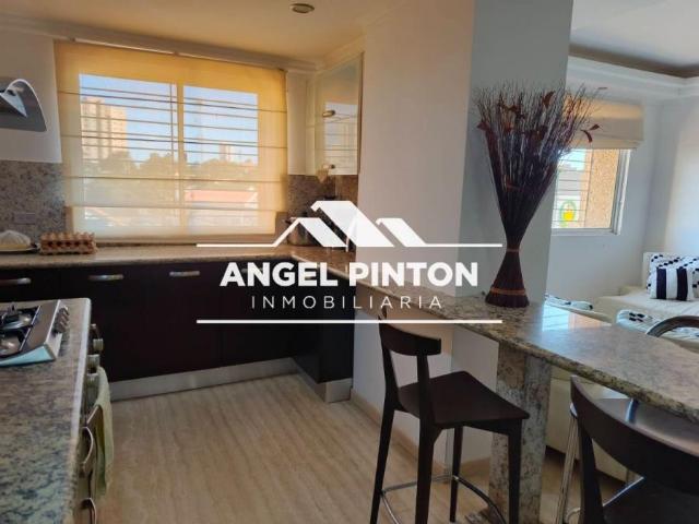 Apartamento en alquiler en Cacique Mara, Maracaibo