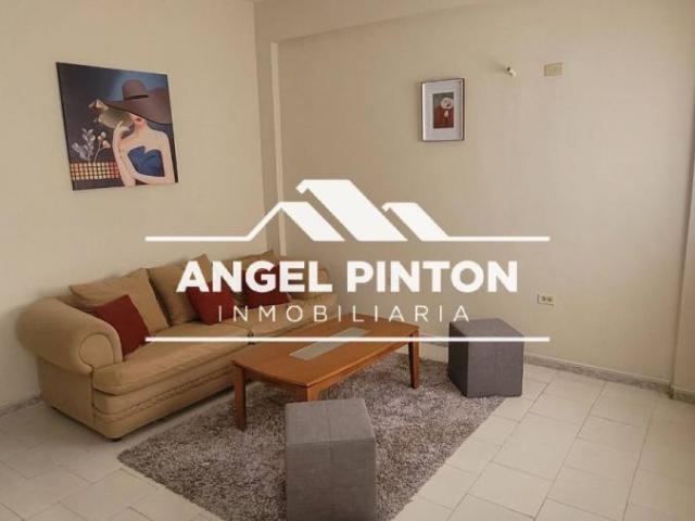 Apartamento en alquiler en Cacique Mara, Maracaibo