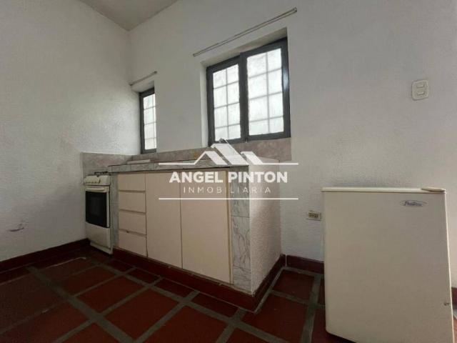 Apartamento en alquiler en Cacique Mara, Maracaibo