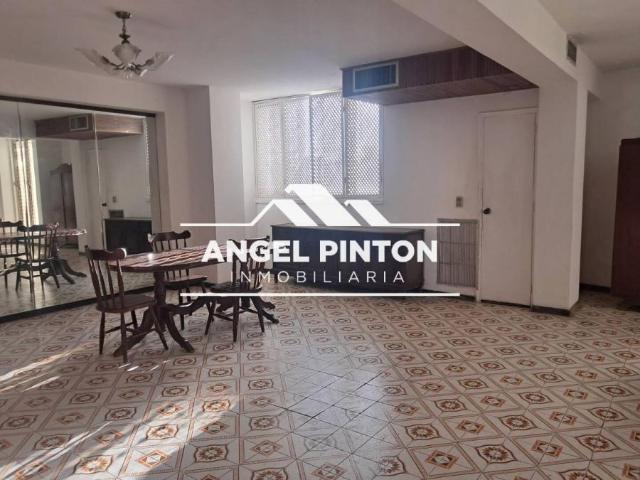 Apartamento en alquiler en Cacique Mara, Maracaibo