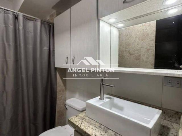 Apartamento en alquiler en Cacique Mara, Maracaibo