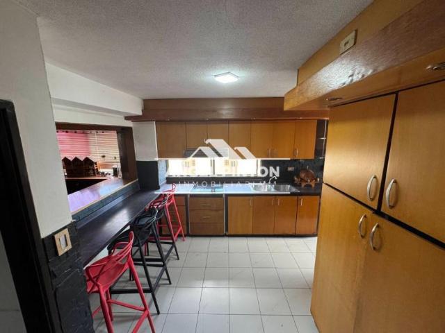 Apartamento en alquiler en Cacique Mara, Maracaibo