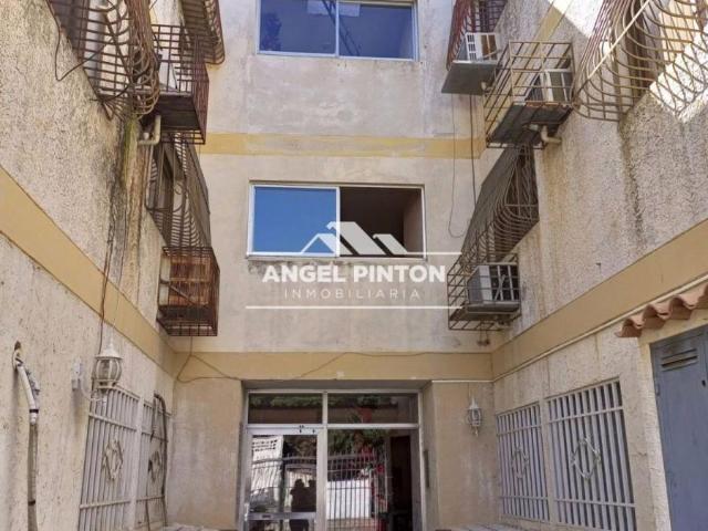 Apartamento en alquiler en Cacique Mara, Maracaibo