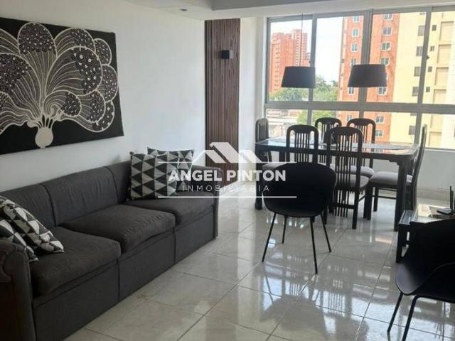 Apartamento en alquiler en Cacique Mara, Maracaibo