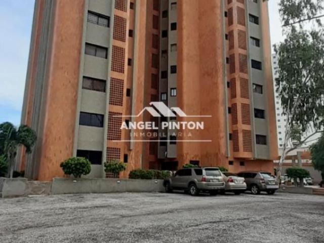 Apartamento en alquiler en Cacique Mara, Maracaibo