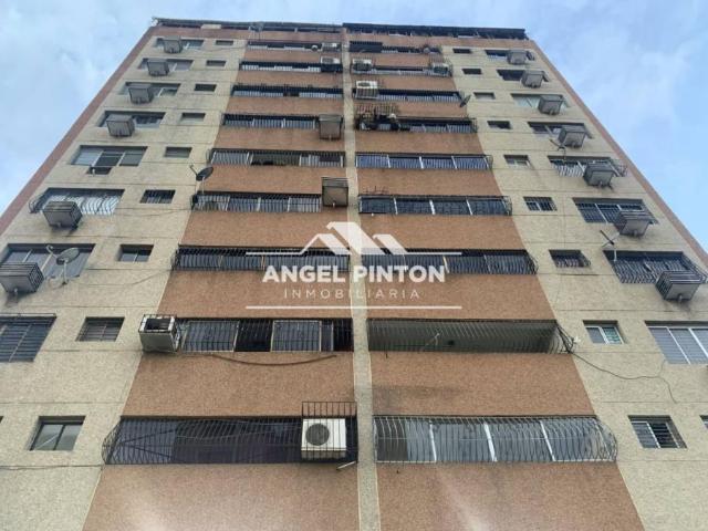 Apartamento en alquiler en Cacique Mara, Maracaibo