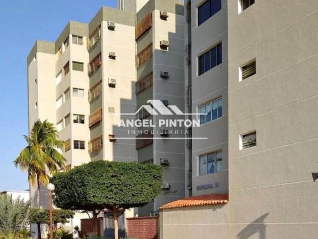 Apartamento en alquiler en Cacique Mara, Maracaibo