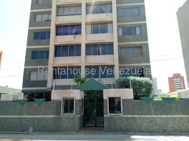 Apartamento en alquiler en Cacique Mara, Maracaibo