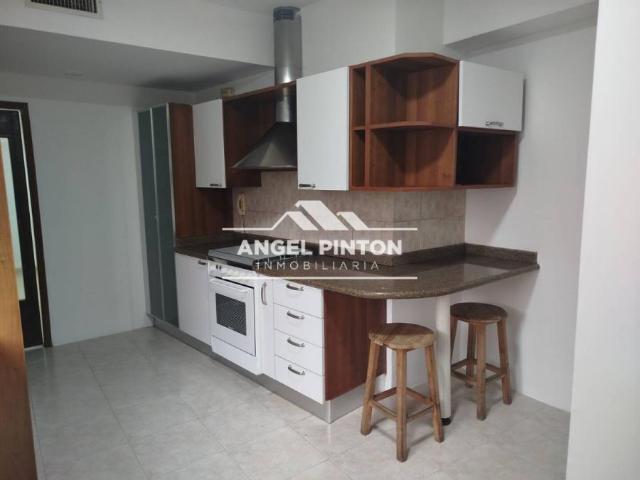 Apartamento en alquiler en Cacique Mara, Maracaibo