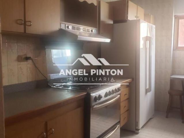 Apartamento en alquiler en Cacique Mara, Maracaibo