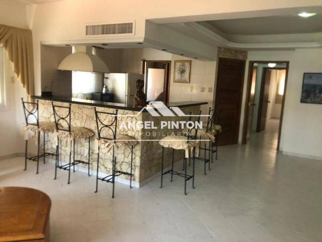 Apartamento en alquiler en Cacique Mara, Maracaibo