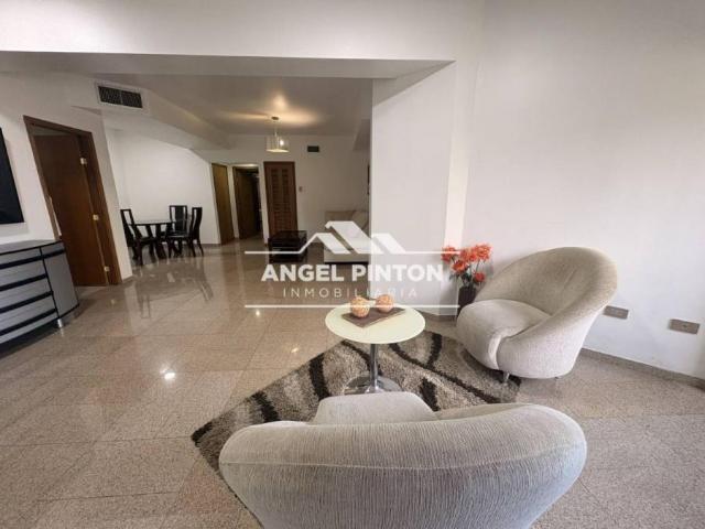 Apartamento en alquiler en Cacique Mara, Maracaibo