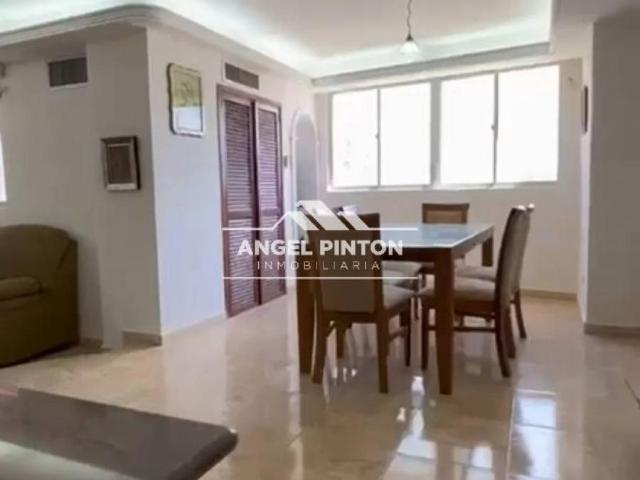 Apartamento en alquiler en Cacique Mara, Maracaibo