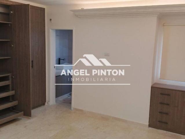 Apartamento en alquiler en Cacique Mara, Maracaibo
