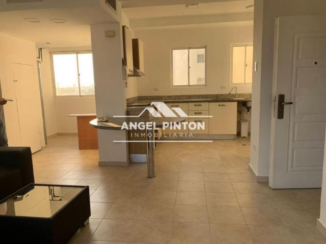 Apartamento en alquiler en Cacique Mara, Maracaibo