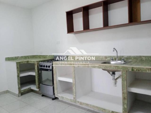 Apartamento en alquiler en Cacique Mara, Maracaibo