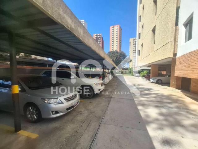 Apartamento en alquiler en Cacique Mara, Maracaibo