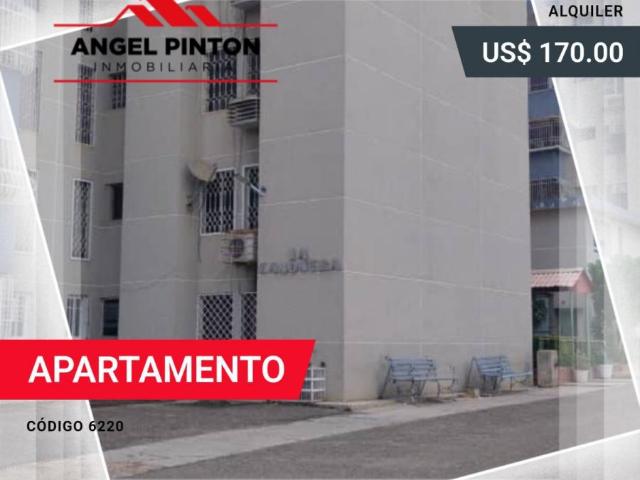 Apartamento en alquiler en Cacique Mara, Maracaibo