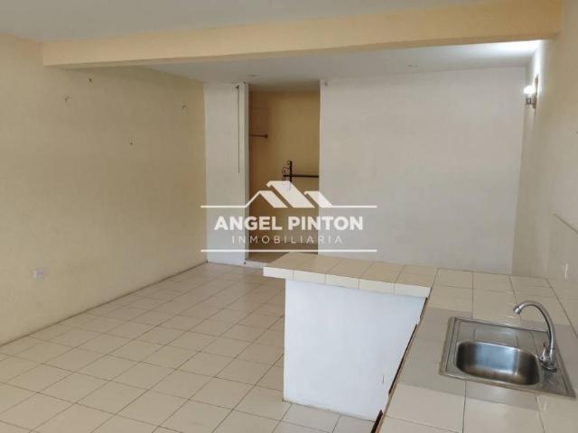 Apartamento en alquiler en Cacique Mara, Maracaibo