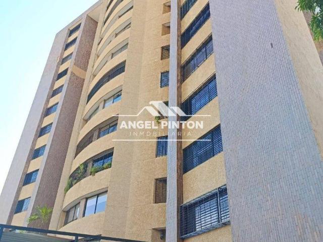 Apartamento en alquiler en Cacique Mara, Maracaibo