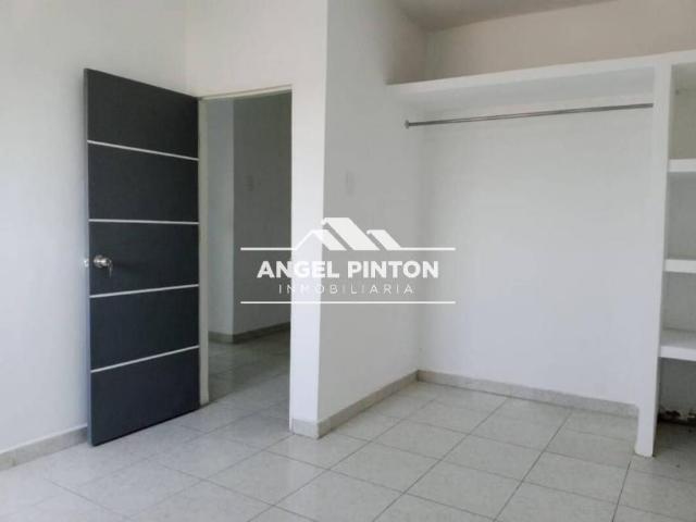 Apartamento en alquiler en Cacique Mara, Maracaibo