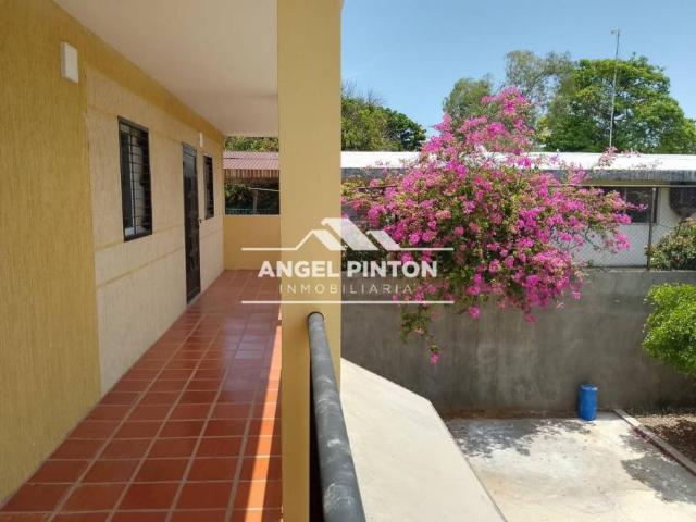 Apartamento en alquiler en Cacique Mara, Maracaibo
