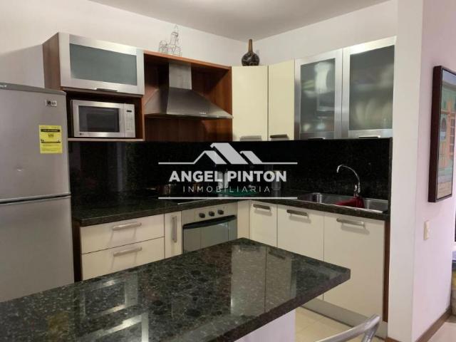 Apartamento en alquiler en Cacique Mara, Maracaibo