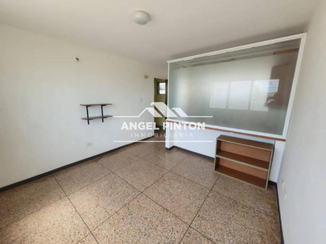 Apartamento en alquiler en Cacique Mara, Maracaibo