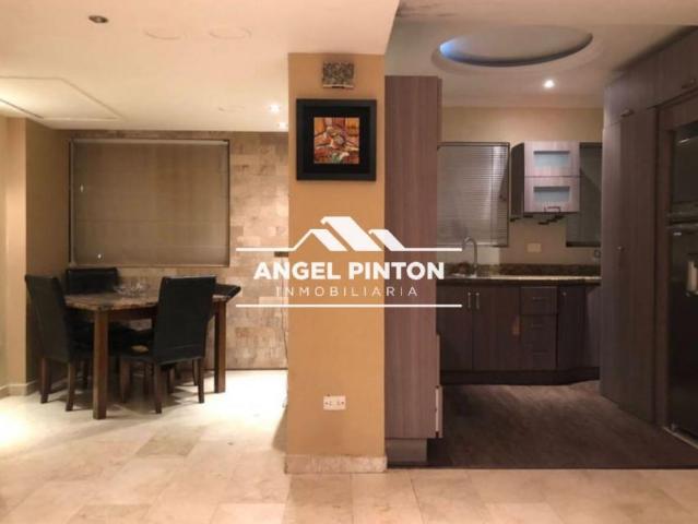 Apartamento en alquiler en Cacique Mara, Maracaibo