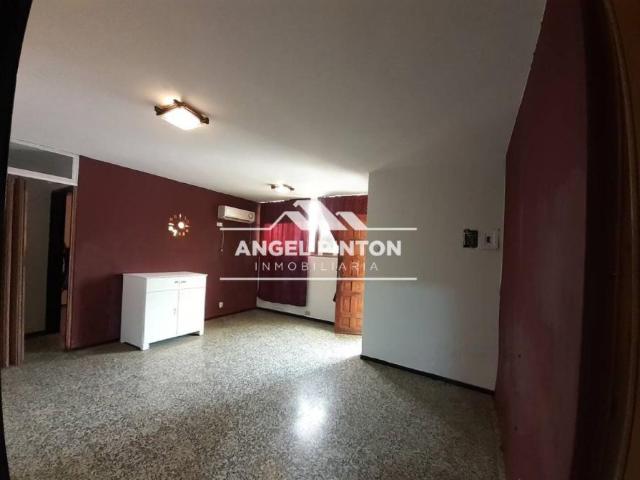 Apartamento en alquiler en Cacique Mara, Maracaibo