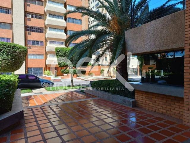 Apartamento en alquiler en Cacique Mara, Maracaibo